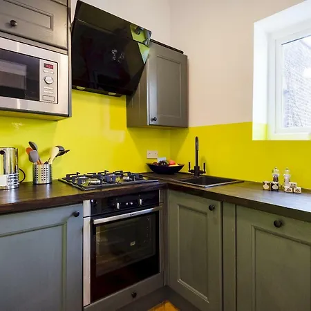 Stylish Hyde Park Gem Appartamento